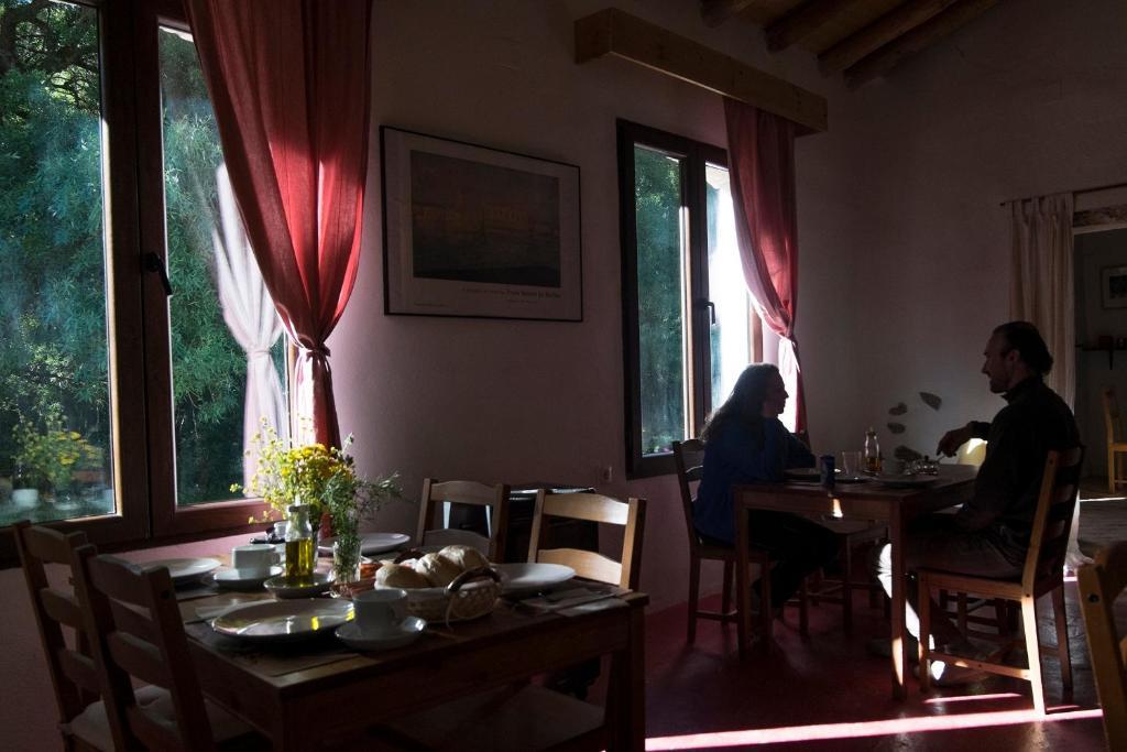 Апартаменти El Molino Del Corcho Касалья-де-ла-Сьєрра Екстер'єр фото